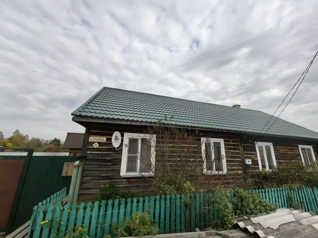 Дом в Красноярский край, Большемуртинско-Сухобузимский округ, с. ... - Фото 1