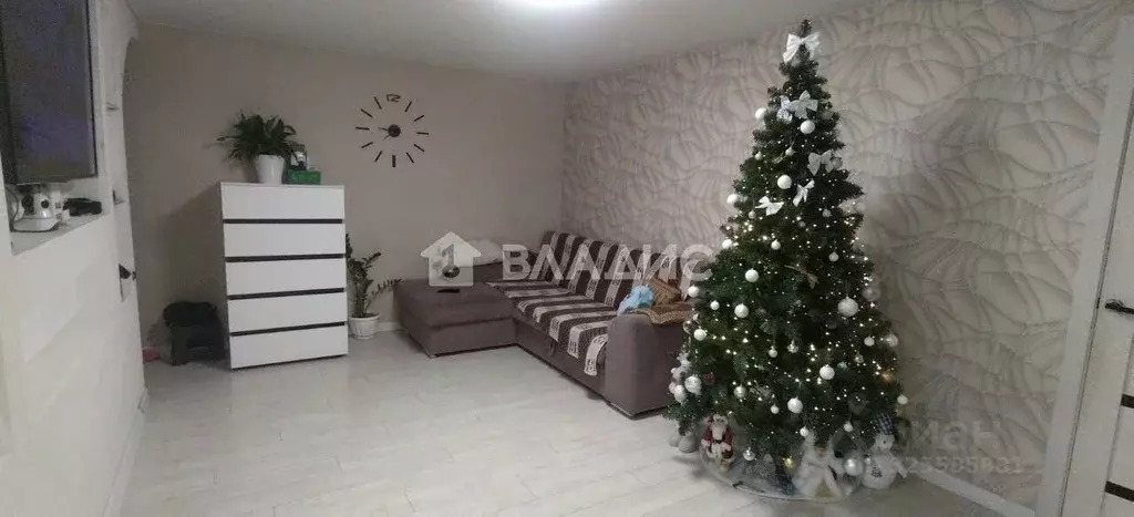 2-к кв. Бурятия, Улан-Удэ ул. Гагарина, 57 (44.2 м) - Фото 1