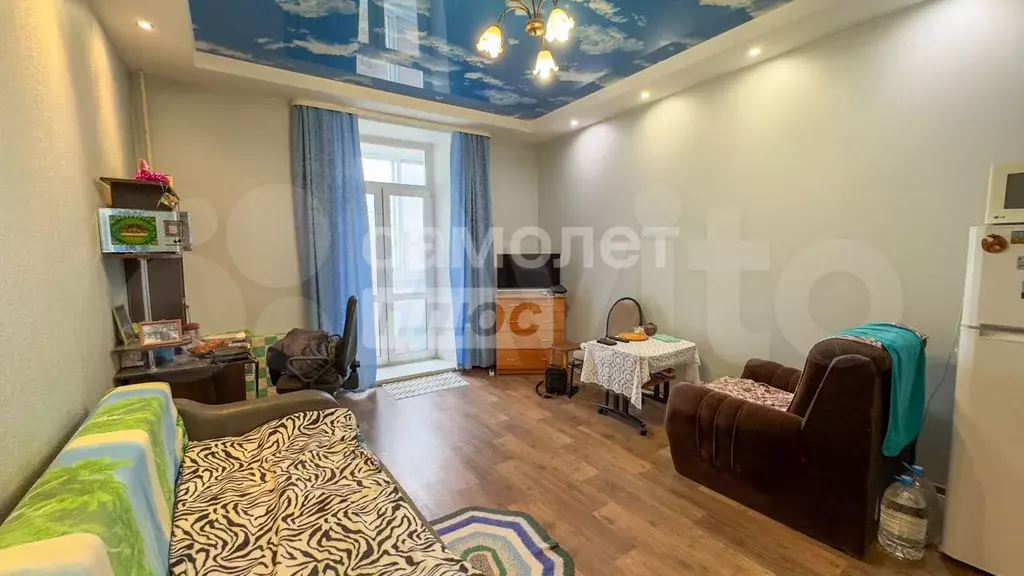 Комната 18,6 м в 3-к., 4/4 эт. - Фото 0