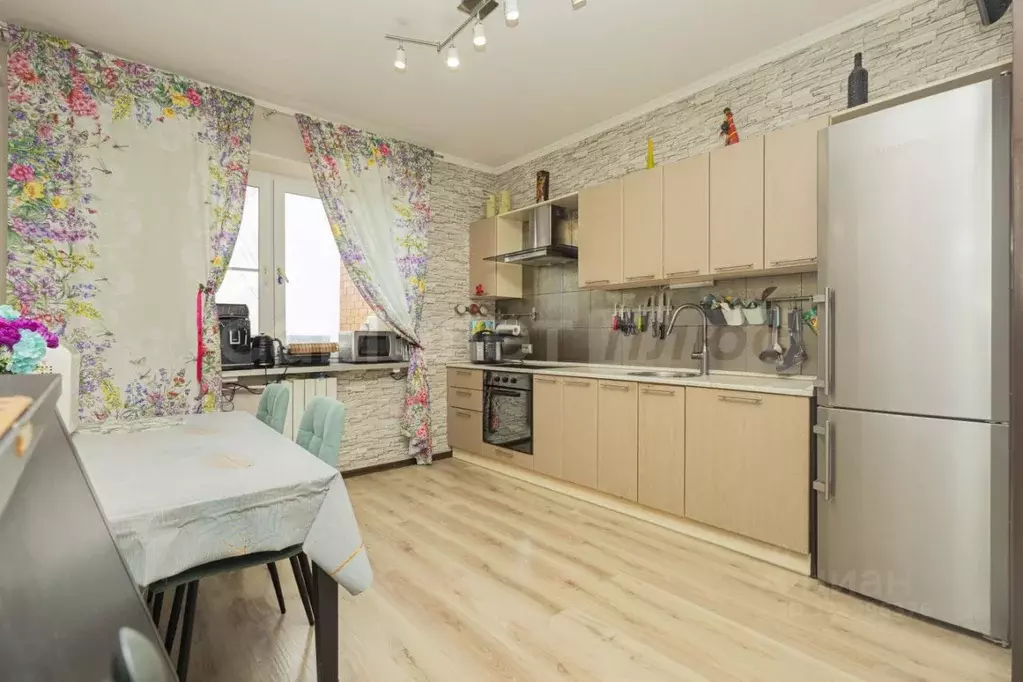 3-к кв. Московская область, Наро-Фоминск пер. Пионерский, 2 (79.6 м) - Фото 1