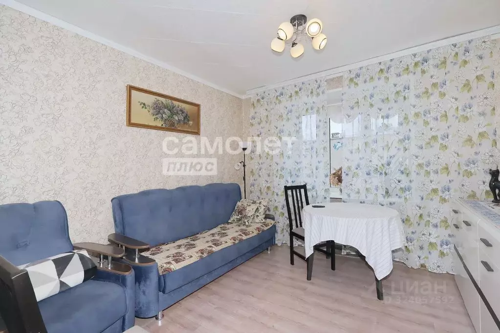 1-к кв. Кемеровская область, Кемерово ул. Веры Волошиной, 28 (34.8 м) - Фото 2