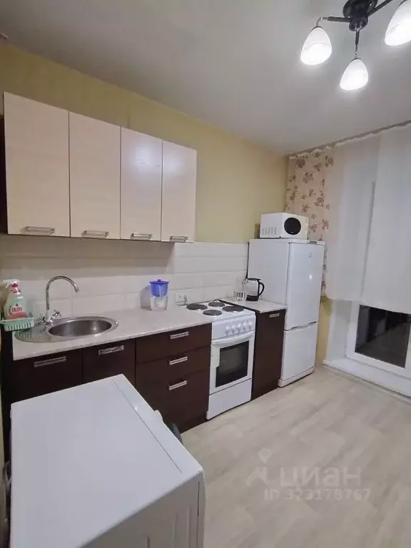 2-к кв. Новосибирская область, Новосибирск ул. Плющихинская, 3 (64.0 ... - Фото 2