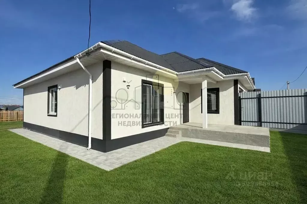 Дом в Иркутская область, Иркутский муниципальный округ, с. ... - Фото 1