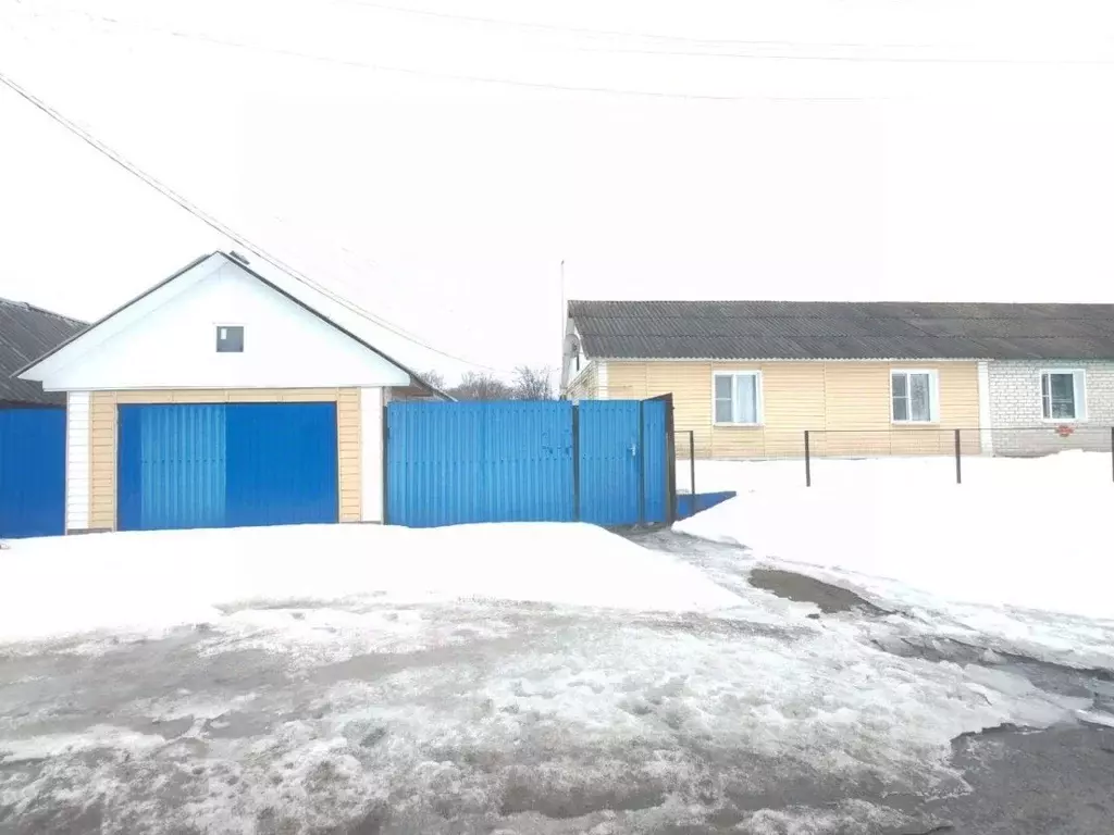 Дом в Курская область, Конышевка рп ул. Чапаева, 11 (74 м) - Фото 1