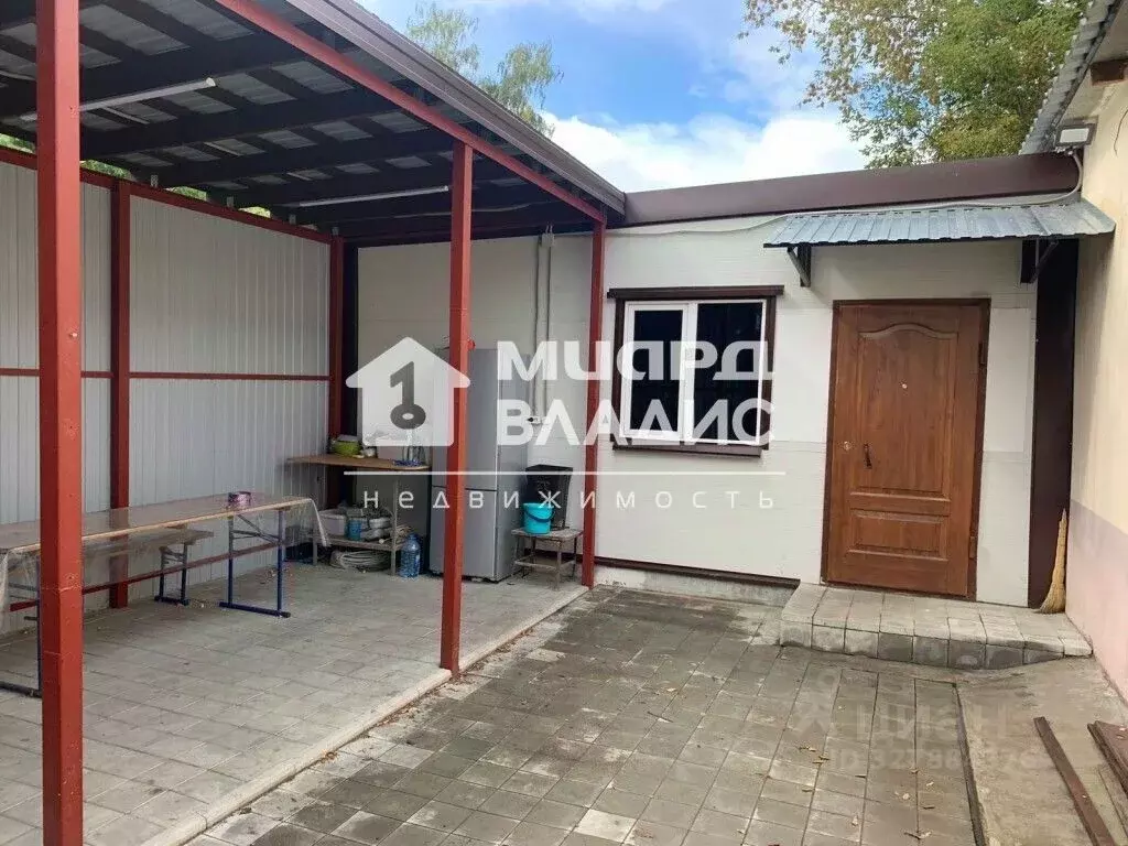 Помещение свободного назначения в Омская область, Омск пос. 40 лет ... - Фото 1