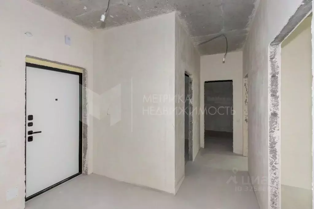 2-к кв. Тюменская область, Тюмень ул. Братьев Бондаревых, 5 (66.6 м) - Фото 1