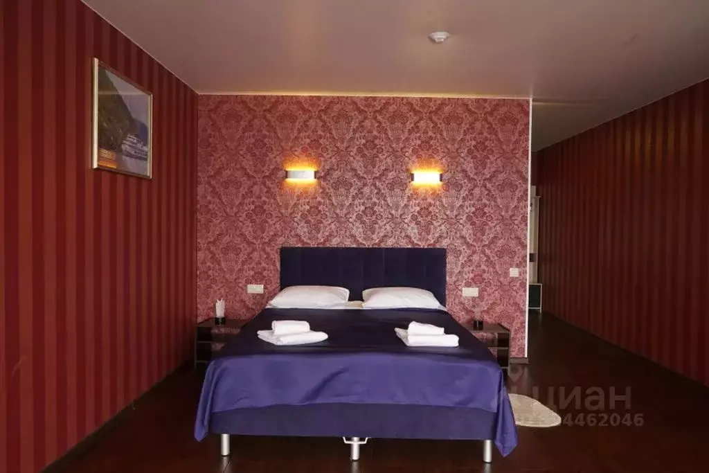 Комната Саратовская область, с. Усть-Курдюм ул. Первомайская, 31 - Фото 1