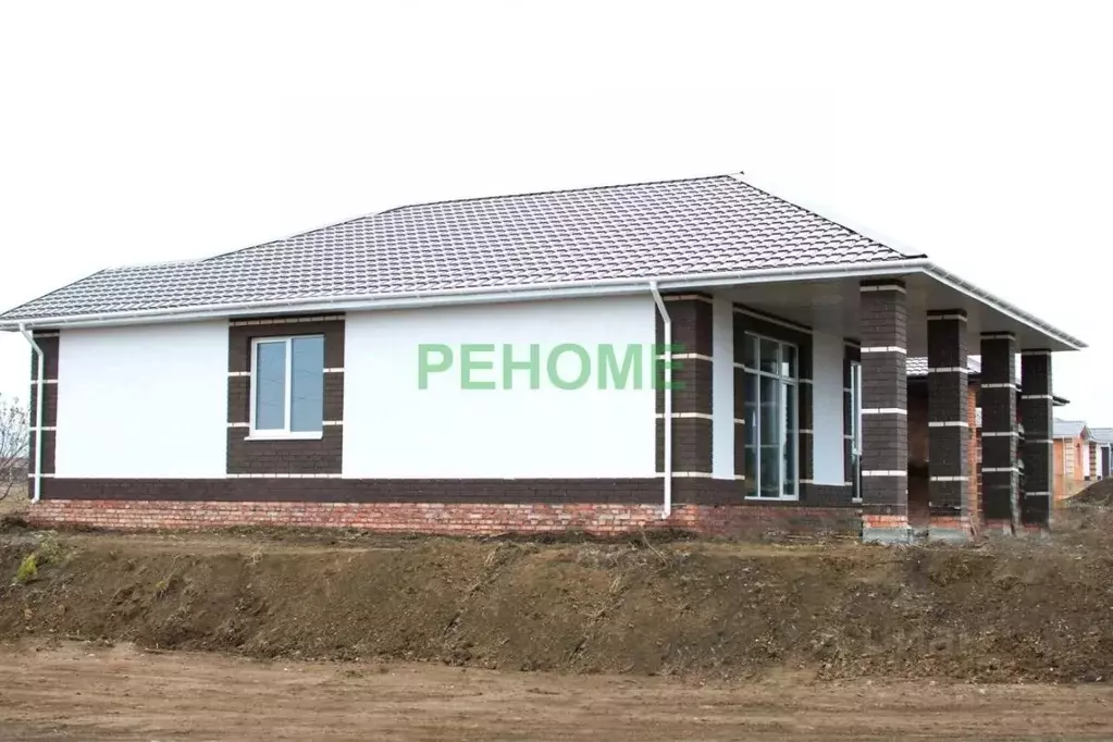 Дом в Саратовская область, с. Усть-Курдюм ул. Подсолнечная, 27 (142 м) - Фото 2