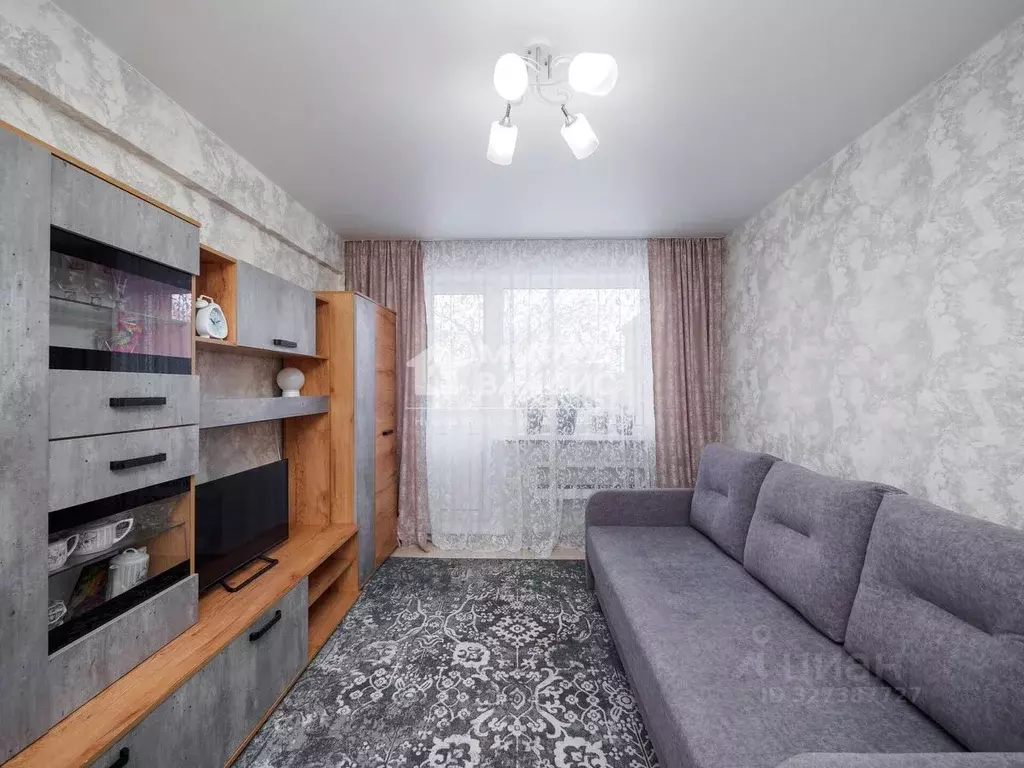 2-к кв. Омская область, Омск ул. Орджоникидзе, 162Б (47.1 м) - Фото 1