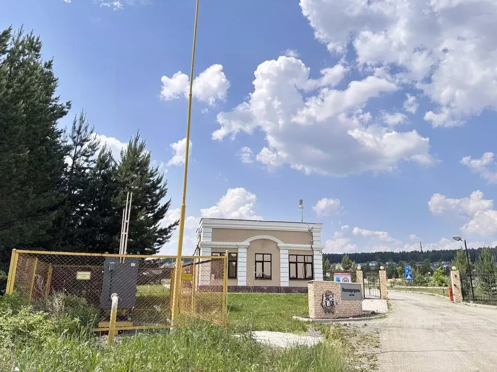 Участок в Свердловская область, Сысертский муниципальный округ, ... - Фото 1