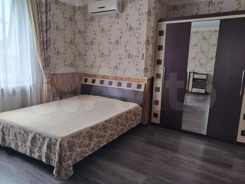 2-к. квартира, 58 м, 1/1 эт. - Фото 0