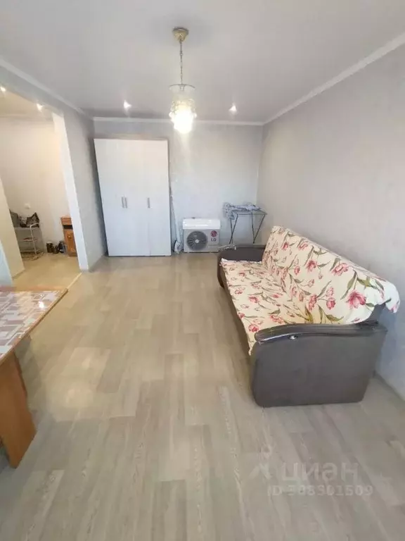 1-к кв. Татарстан, Казань ул. Татарстан, 43А (31.0 м) - Фото 2