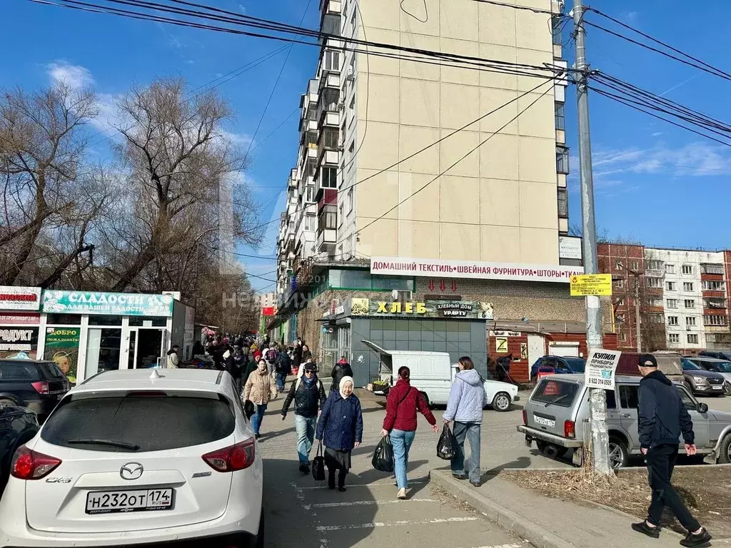 Торговая площадь в Челябинская область, Челябинск Комсомольский ... - Фото 1