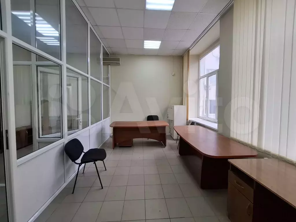 Сдаем офисы, 33 м, 45.9 м, 47 м - Фото 1