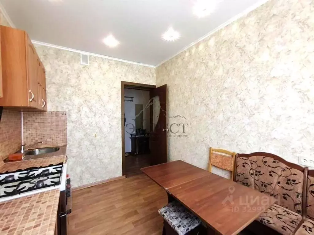 3-к кв. Белгородская область, Старый Оскол Рудничный мкр, 11А (62.9 м) - Фото 2