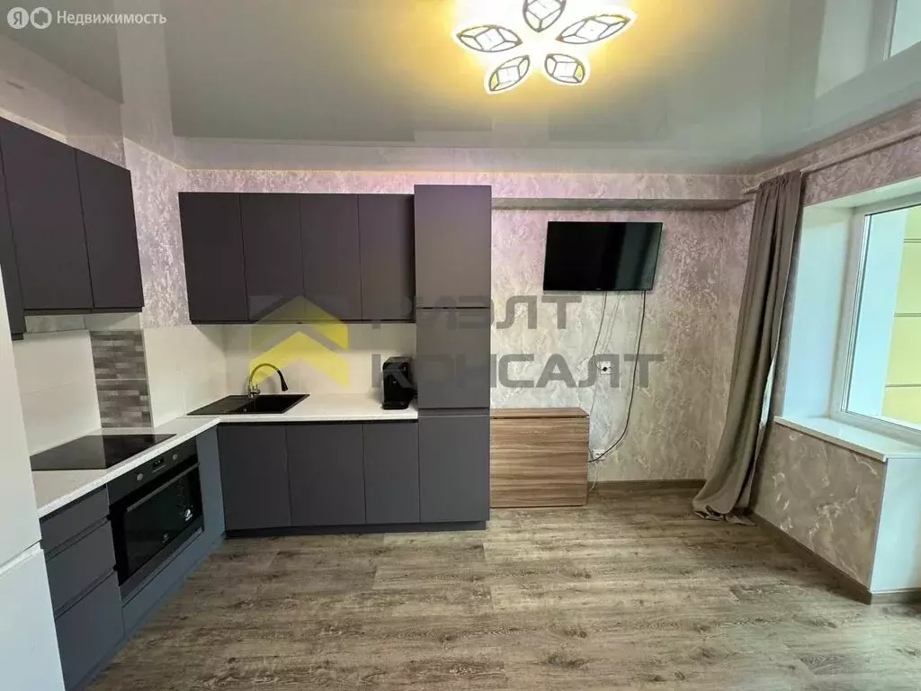 2-комнатная квартира: Омск, проспект Комарова, 11/3 (53.5 м) - Фото 0
