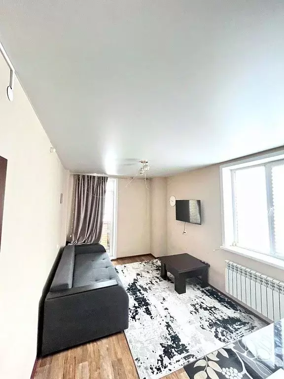 Студия Новосибирская область, Новосибирск Родники мкр, ул. ... - Фото 1