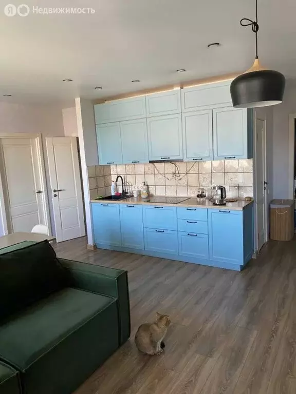 3-комнатная квартира: Челябинск, улица Блюхера, 3Б (69.5 м) - Фото 1