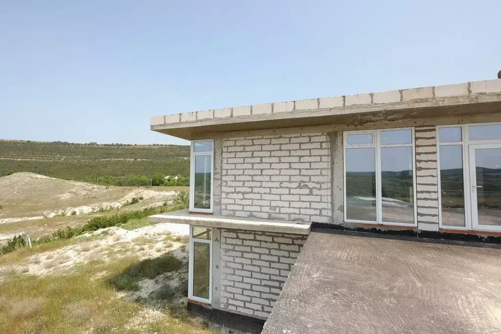 Дом в Севастополь с. Пироговка, ул. Льва Толстого (362 м) - Фото 0