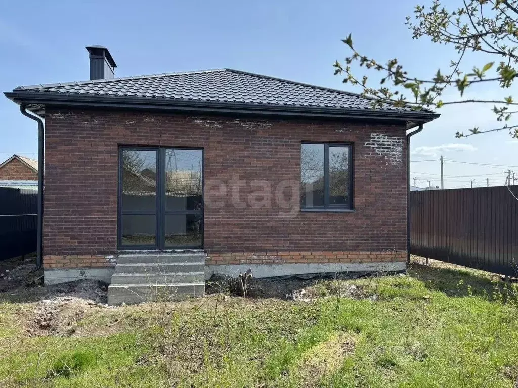 Дом в Ростовская область, Батайск Севастопольская ул. (101 м) - Фото 1