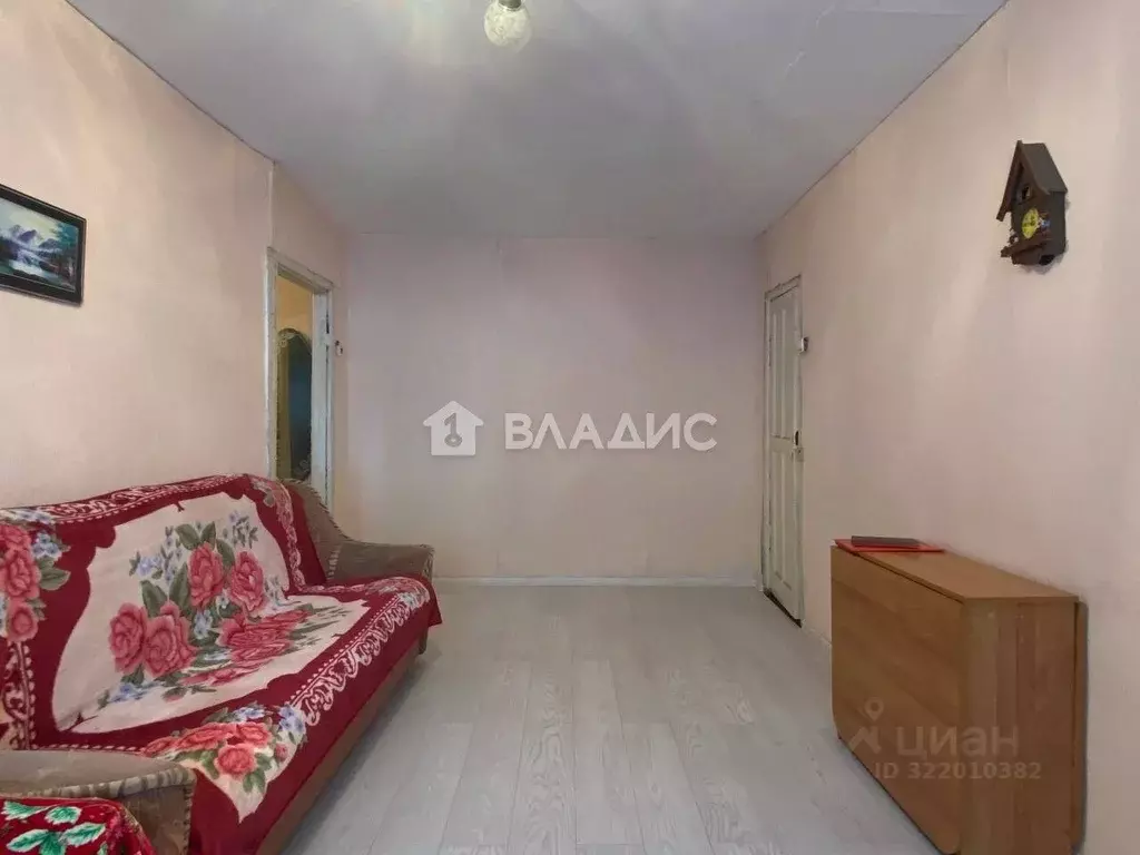 2-к кв. Бурятия, Улан-Удэ ул. Добролюбова, 3 (41.8 м) - Фото 1