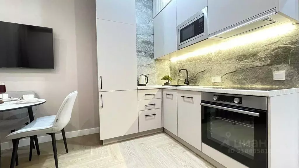2-к кв. Татарстан, Казань ул. Алексея Козина, 9 (39.0 м) - Фото 1