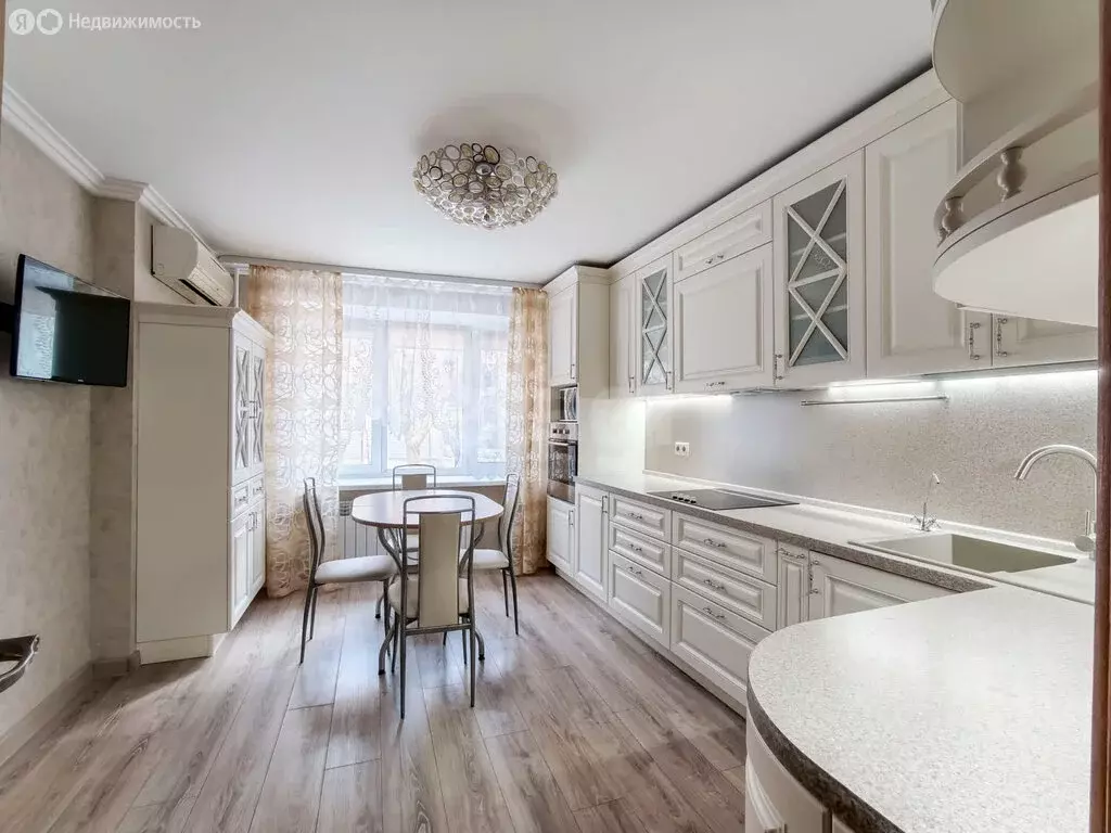 2-комнатная квартира: Тюмень, улица Республики, 10 (60.9 м) - Фото 2