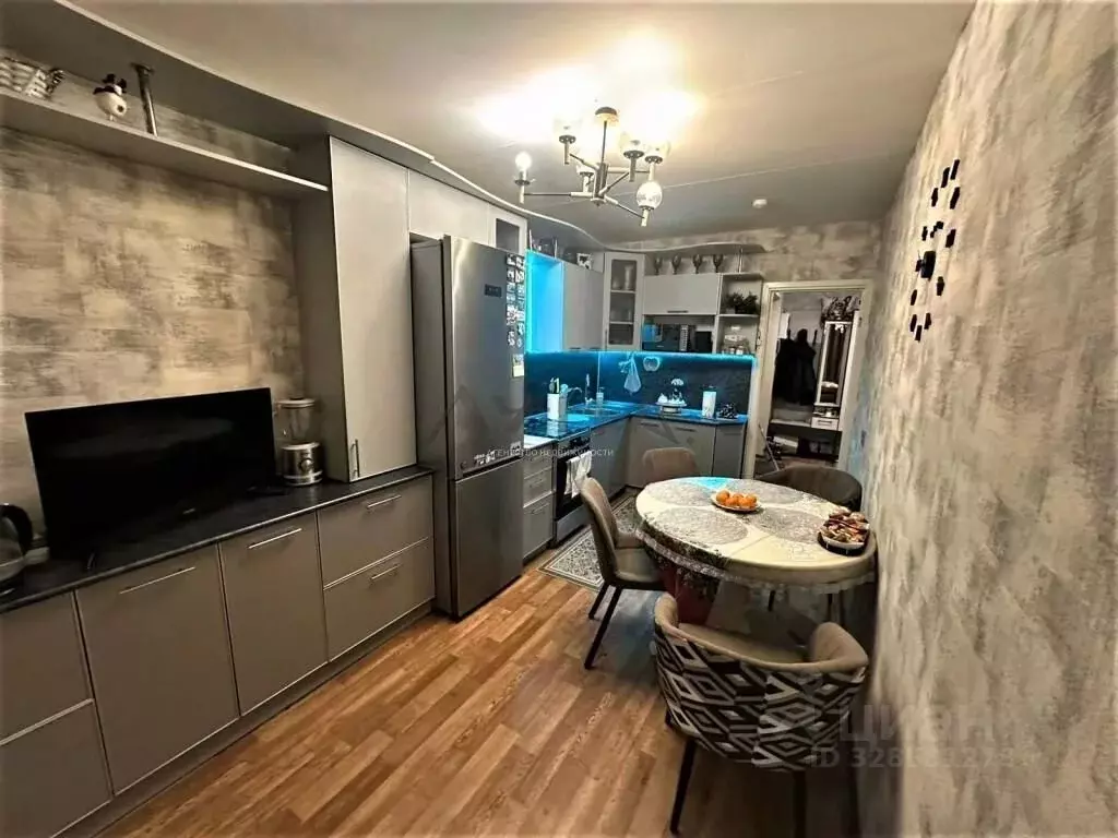 2-к кв. Татарстан, Набережные Челны Замелекесье мкр, 21-й мкр, 18 ... - Фото 1