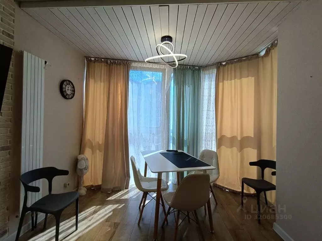 2-к кв. Красноярский край, Красноярск ул. Петра Ломако, 16 (48.0 м) - Фото 1