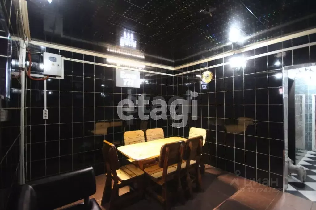 Гараж в Ямало-Ненецкий АО, Новый Уренгой ул. Мира, 30 (70 м) - Фото 2