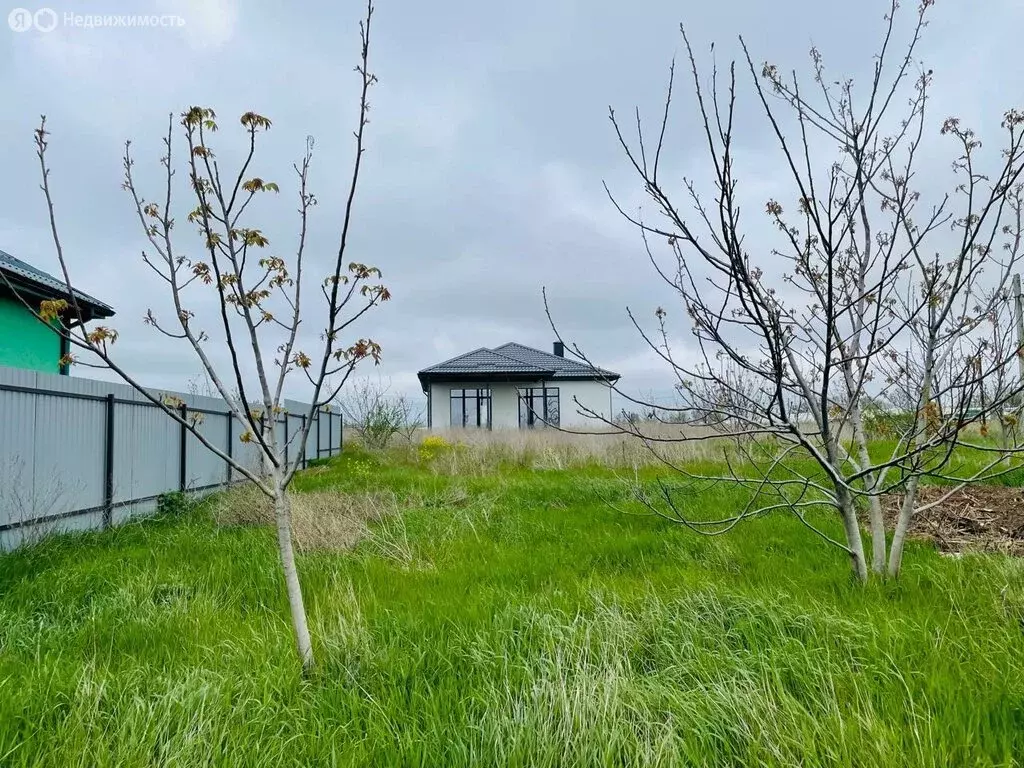 Участок в село Юровка, улица Мирона Ефимова (7 м) - Фото 1