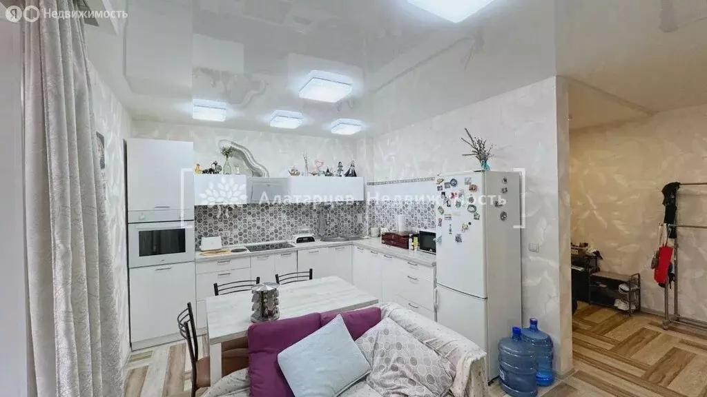 3-комнатная квартира: Томск, Нечевский переулок, 8 (113.6 м) - Фото 0