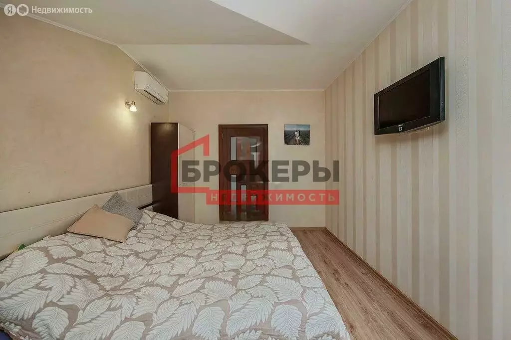 2-комнатная квартира: Севастополь, улица Степаняна, 8 (66.7 м) - Фото 1