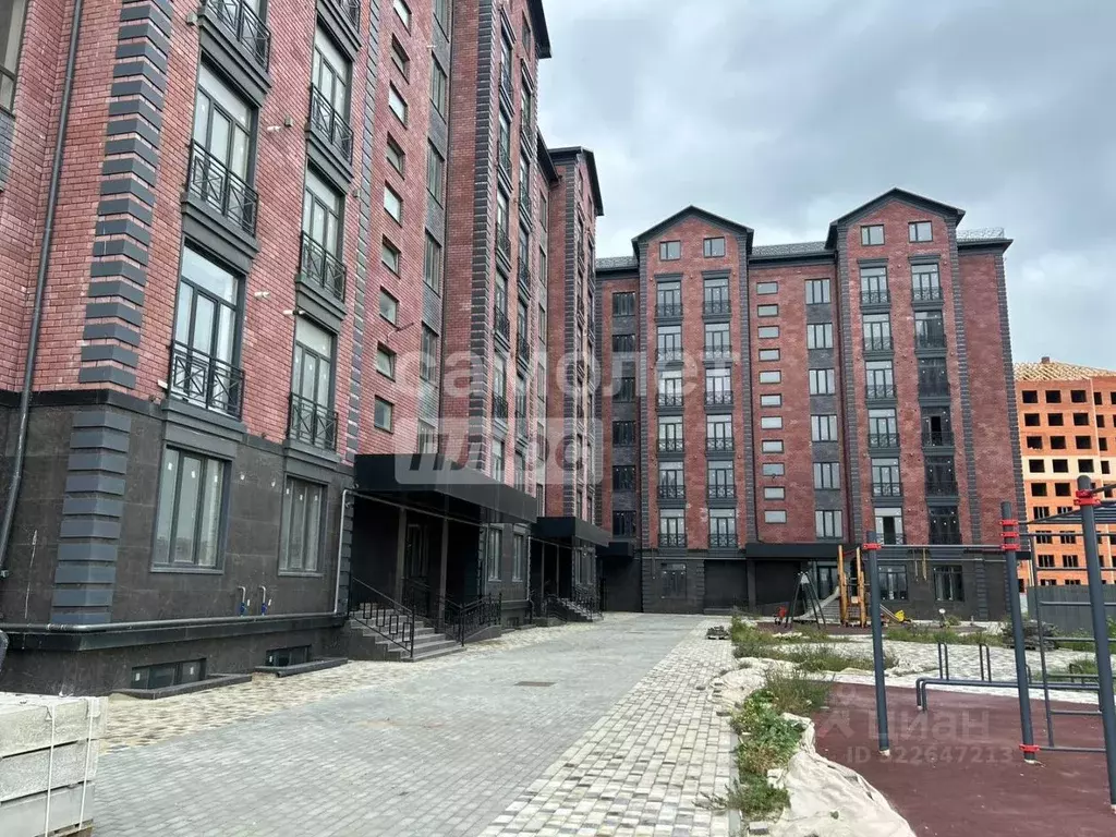 2-к кв. Дагестан, Каспийск ул. Крымская, 57 (77.8 м) - Фото 1