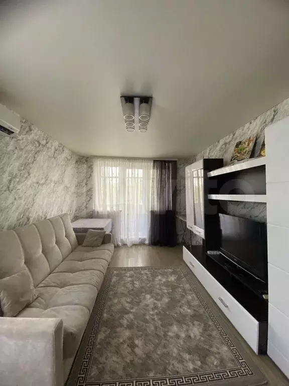 1-к. квартира, 40 м, 4/5 эт. - Фото 0
