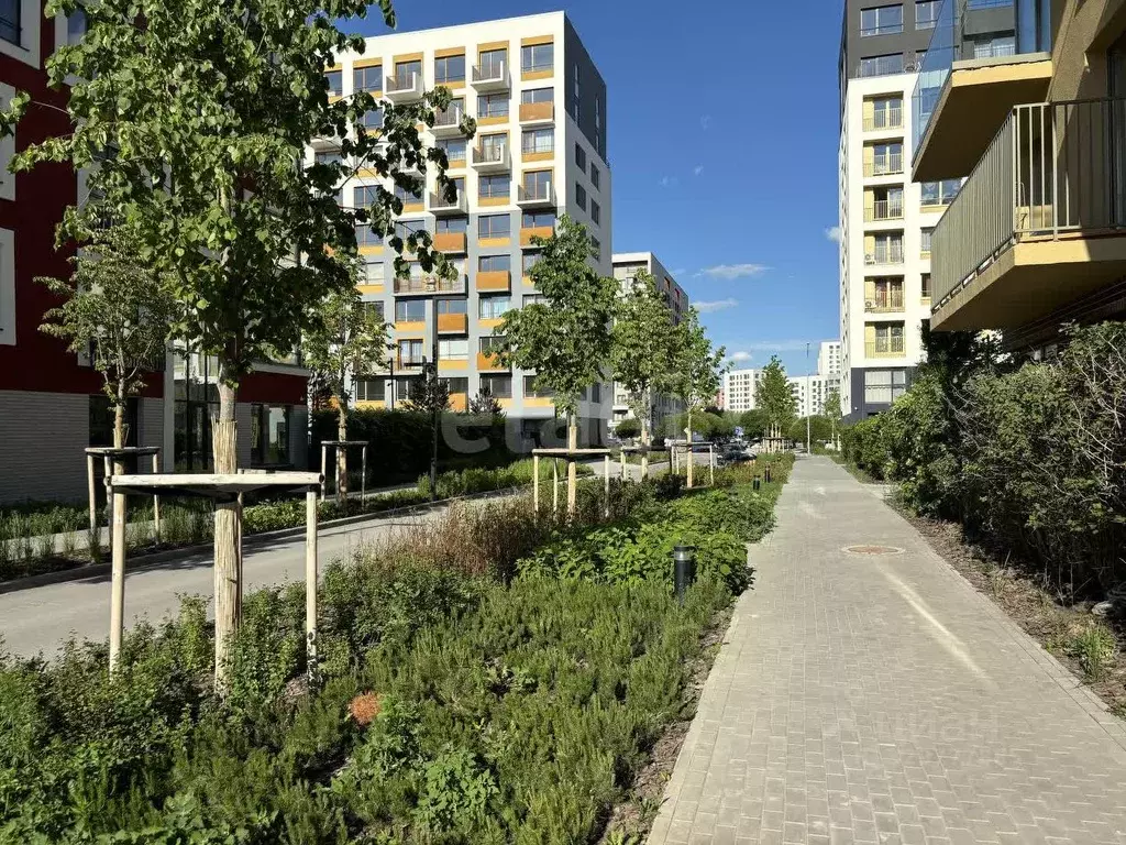 3-к кв. Тюменская область, Тюмень ул. Газовиков, 38 (167.0 м) - Фото 1