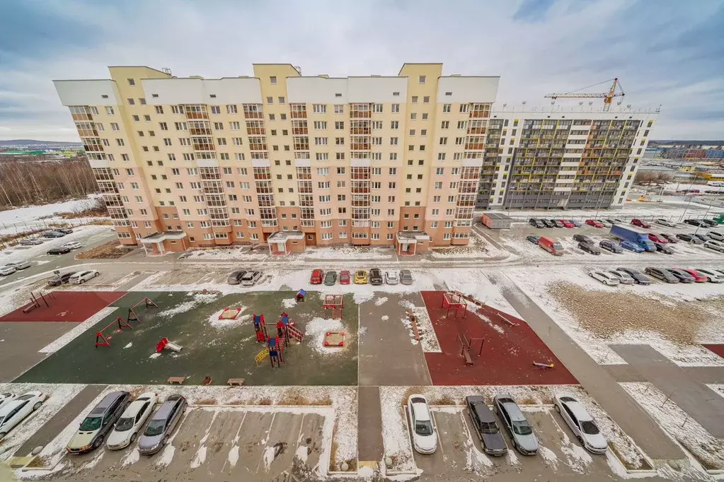 2-к. квартира, 60 м, 8/10 эт. - Фото 1