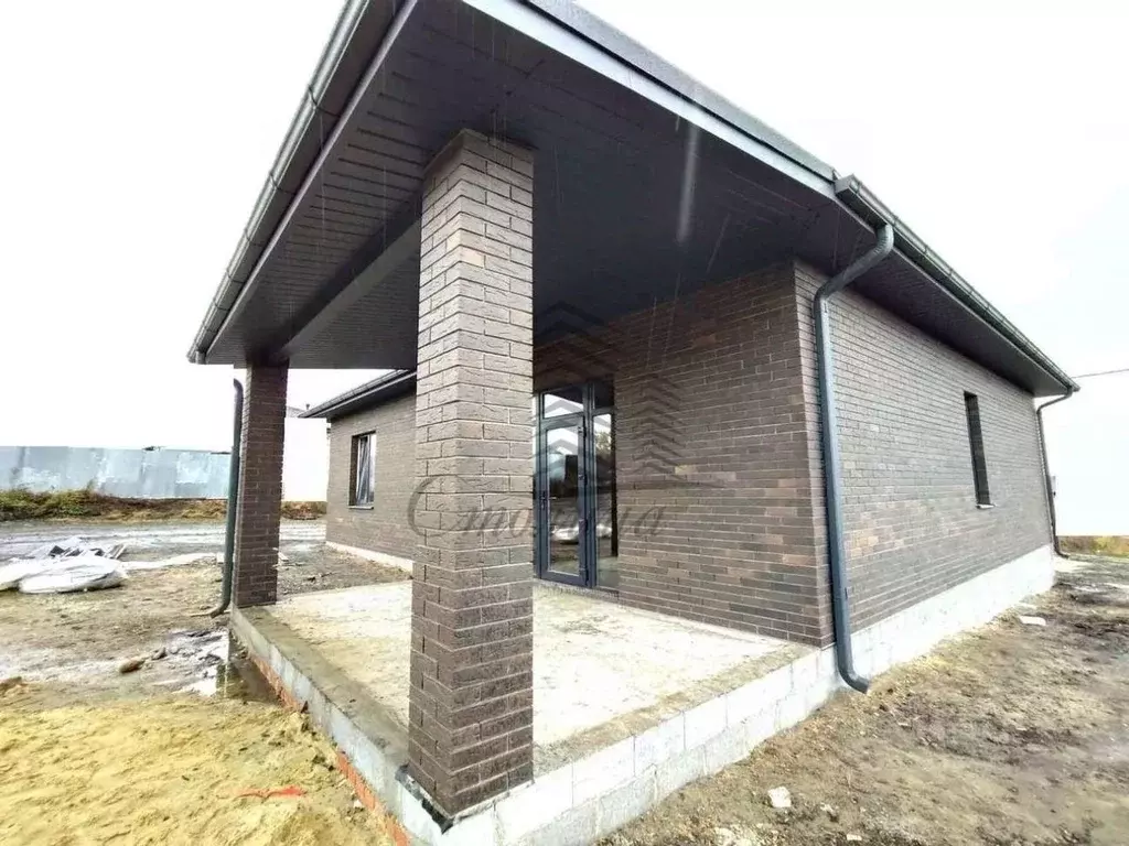 Коттедж в Белгородская область, Старооскольский городской округ, с. ... - Фото 0