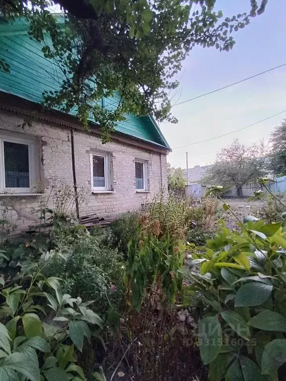 Дом в Саратовская область, Саратов Ростовская ул., 67 (50 м) - Фото 1