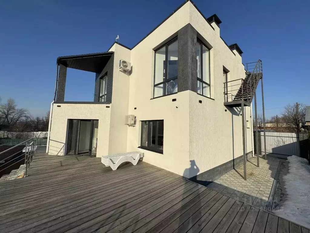 Дом в Самарская область, Самара пос. Кирзавод-6, ул. Кирзавод-6, 34 ... - Фото 1