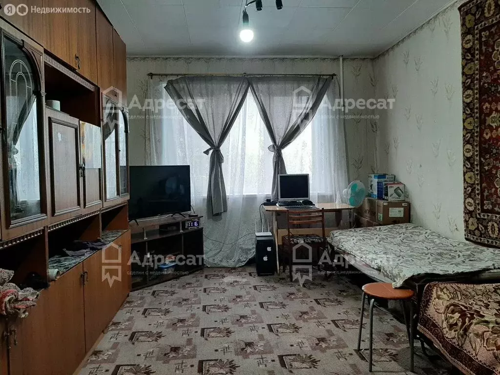 3-комнатная квартира: Волгоград, район Семь Ветров, бульвар 30-летия ... - Фото 2