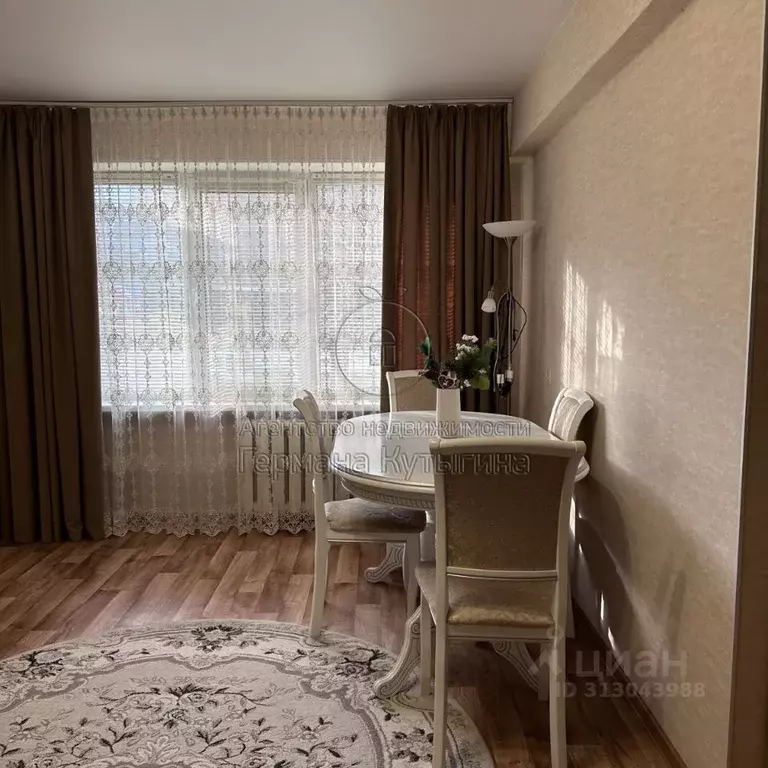 3-к кв. Волгоградская область, Волгоград ул. Козака, 13 (58.0 м) - Фото 0