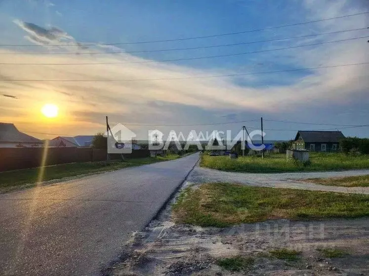 Участок в Пензенская область, Шемышейский район, с. Старая Яксарка ... - Фото 1