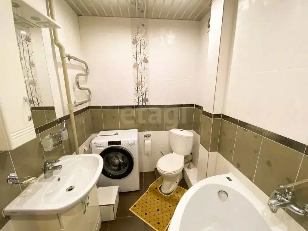 3-к кв. Ярославская область, Рыбинск ул. Приборостроителей, 16 (63.5 ... - Фото 1