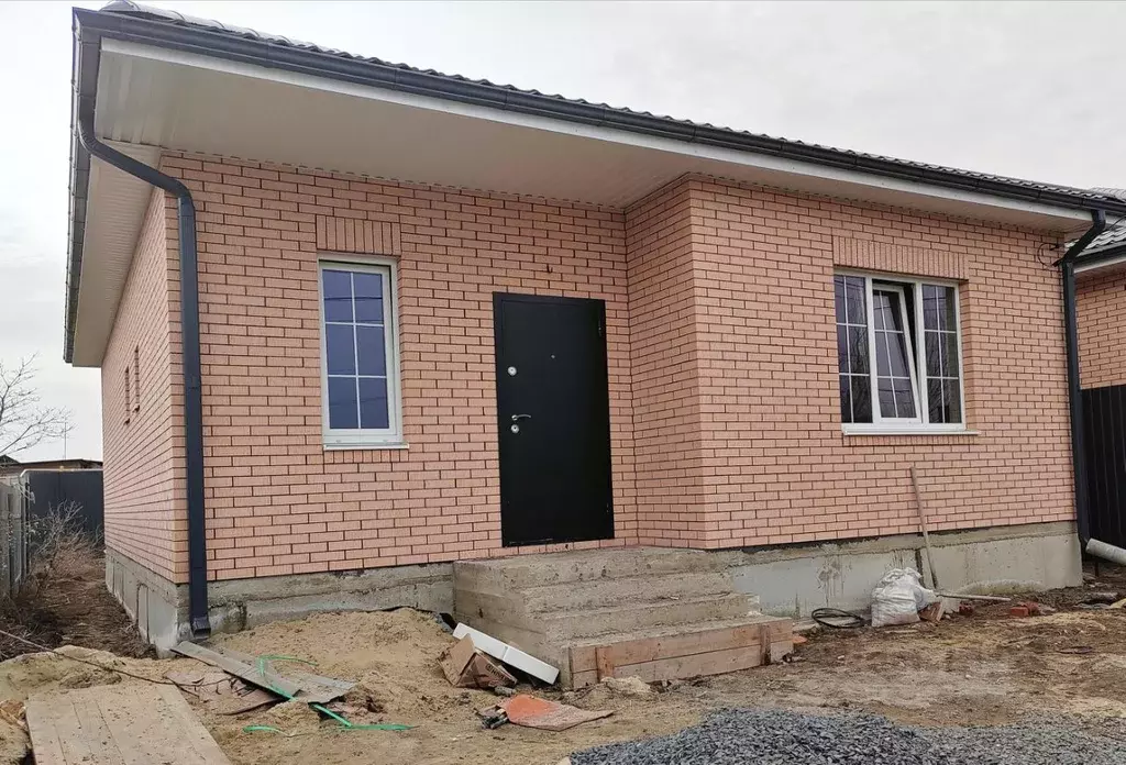 Дом в Ростовская область, Батайск Пролетарская ул., 5 (90 м) - Фото 1