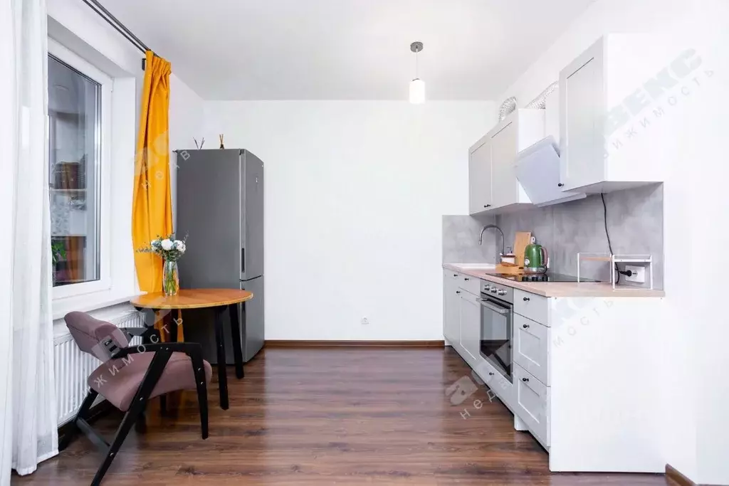 Студия Санкт-Петербург ул. Верхне-Каменская, 5 (25.2 м) - Фото 1