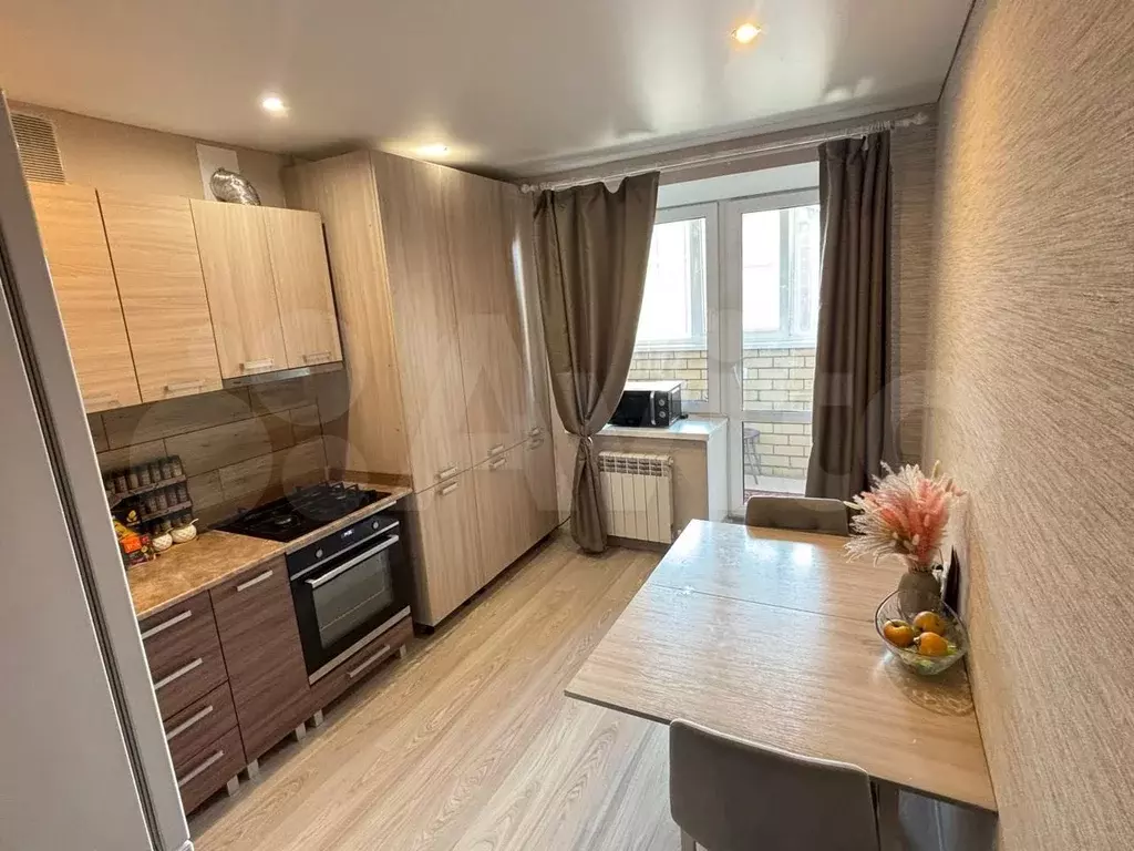 1-к. квартира, 42 м, 4/5 эт. - Фото 1