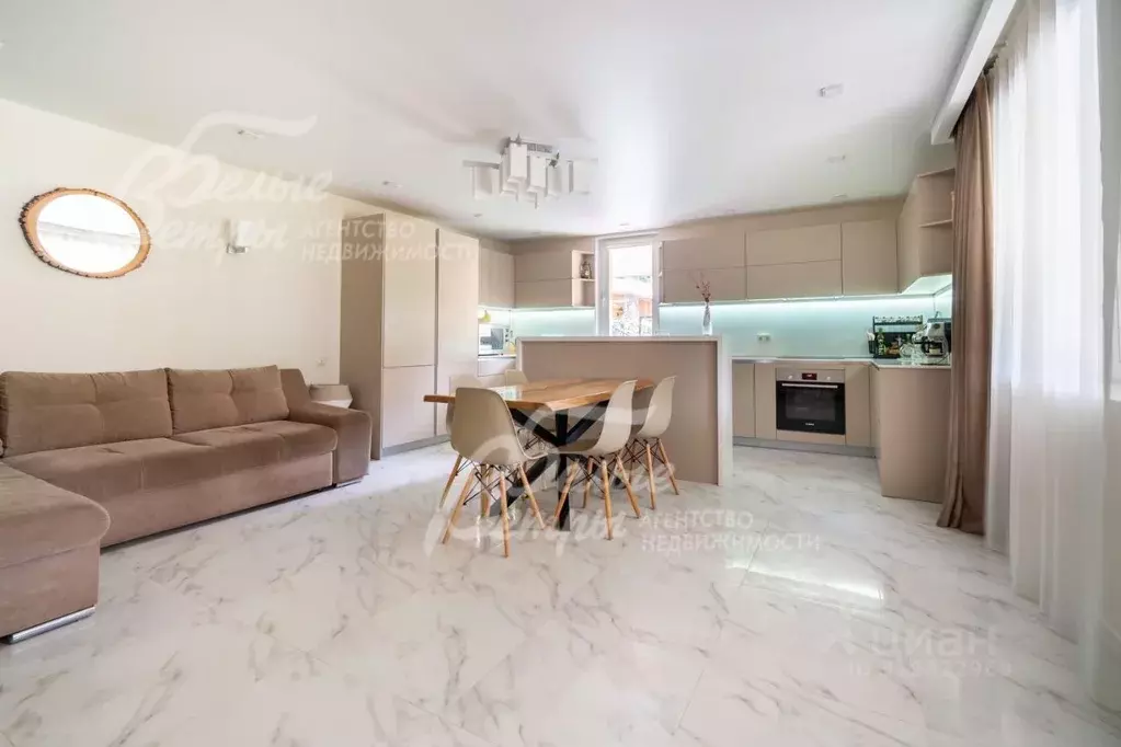 Дом в Москва д. Лаптево, ул. Речная, 18 (370 м) - Фото 1