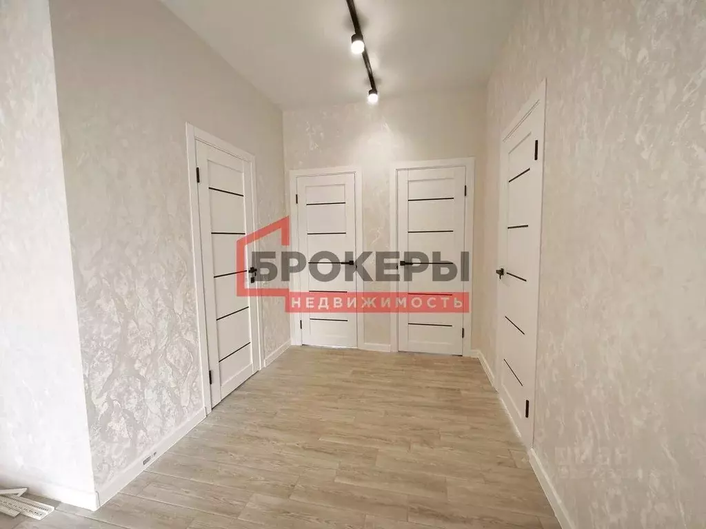 Дом в Крым, Симферопольский район, Добровское с/пос, с. Пионерское ул. ... - Фото 2