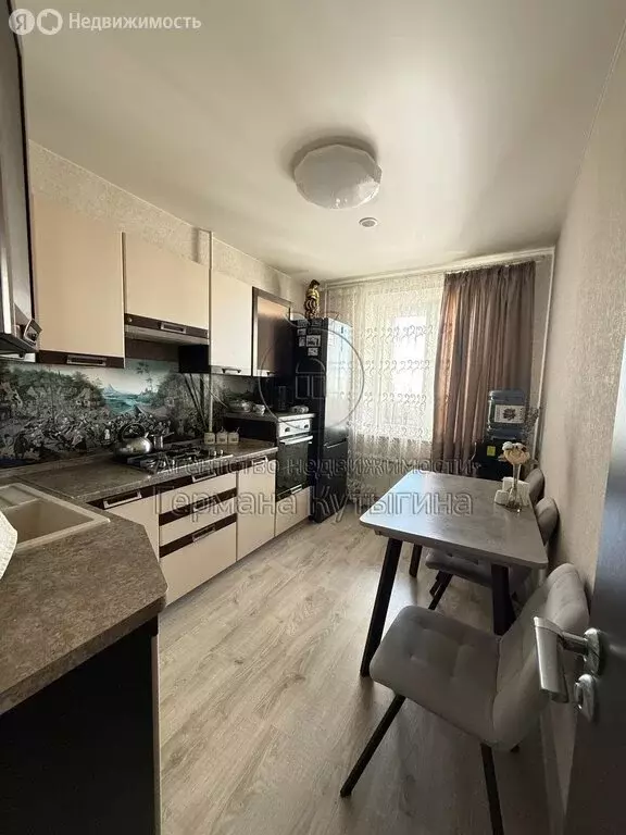 3-комнатная квартира: Волгоград, Шекснинская улица, 40 (76 м) - Фото 2